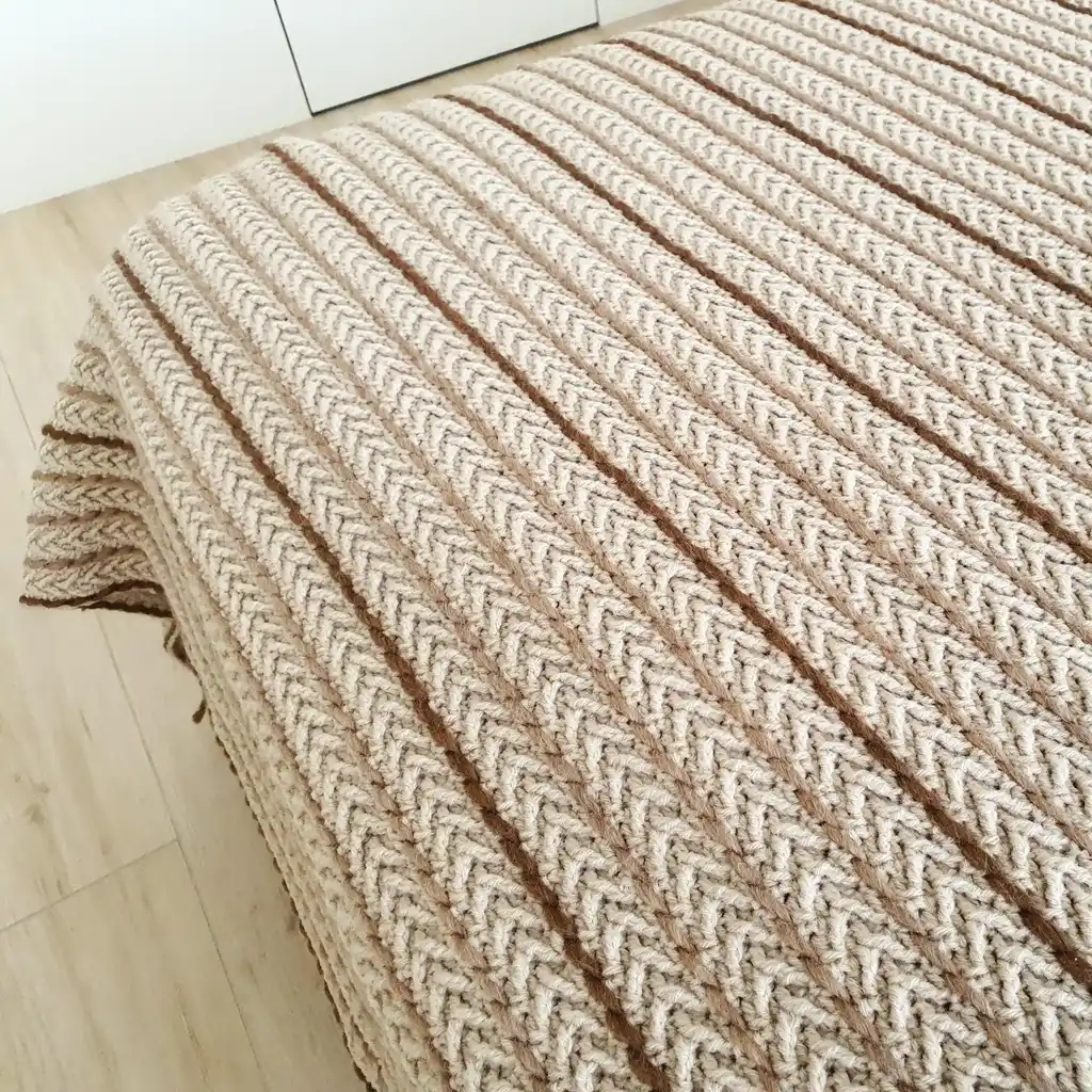 Osin handmade Crochet throw blanket in blended wool, machine washable home textile.
